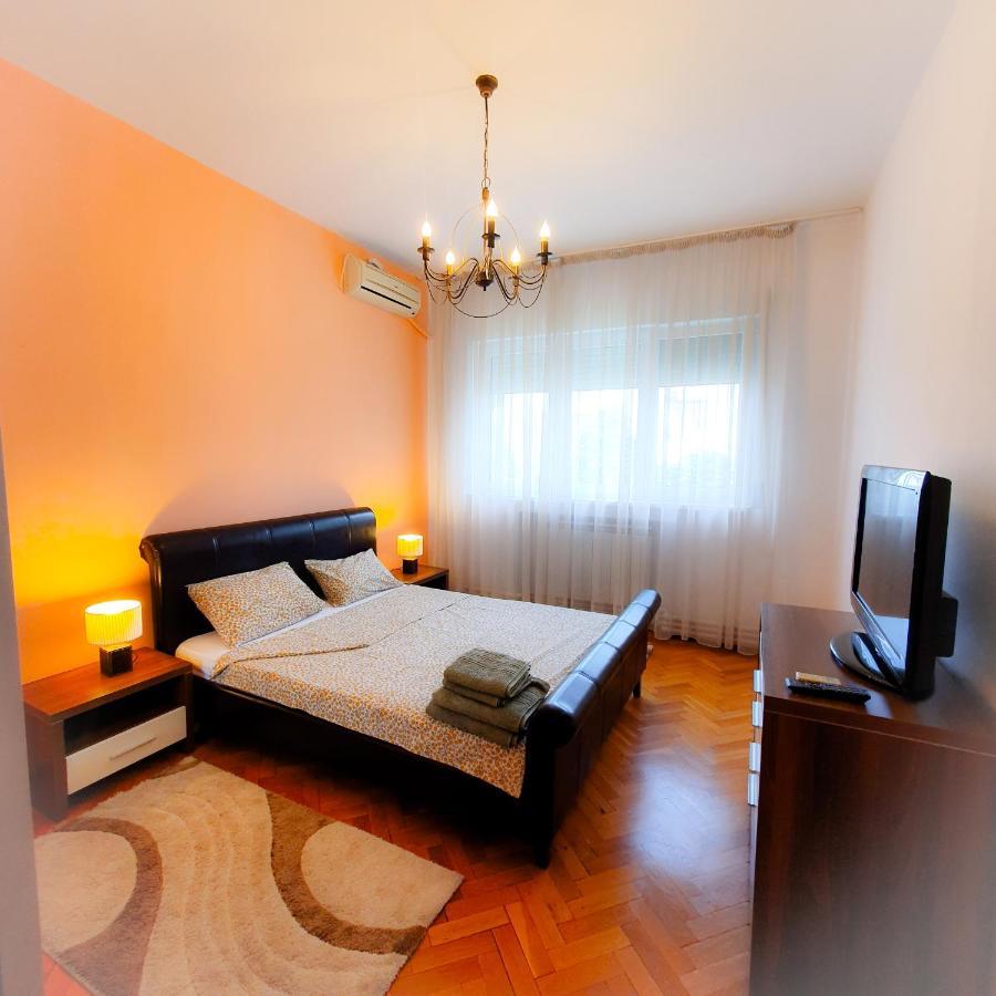 City Center Apartment Bükreş Dış mekan fotoğraf