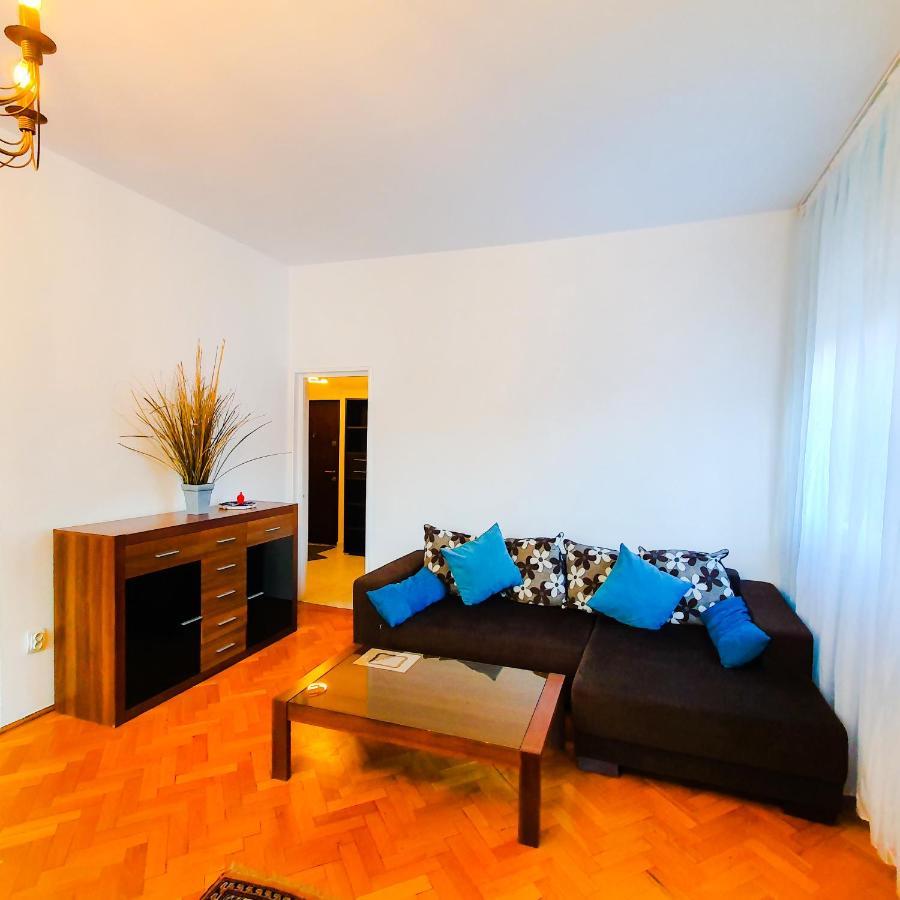 City Center Apartment Bükreş Dış mekan fotoğraf